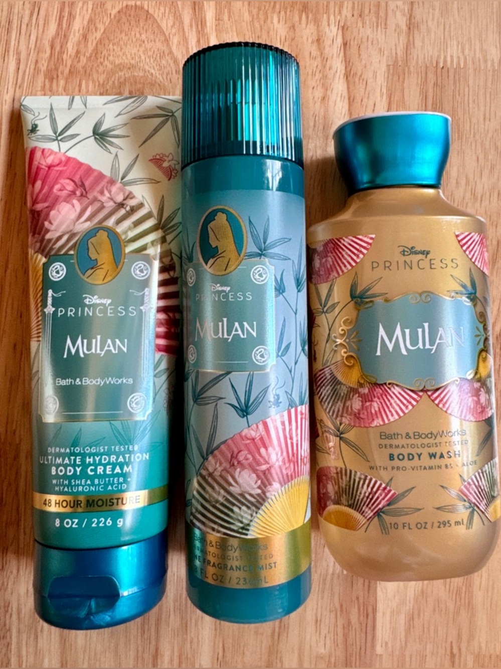 Bath & Body Works Disney Princess Mulan Bath Set - Teal, Gold, Pink